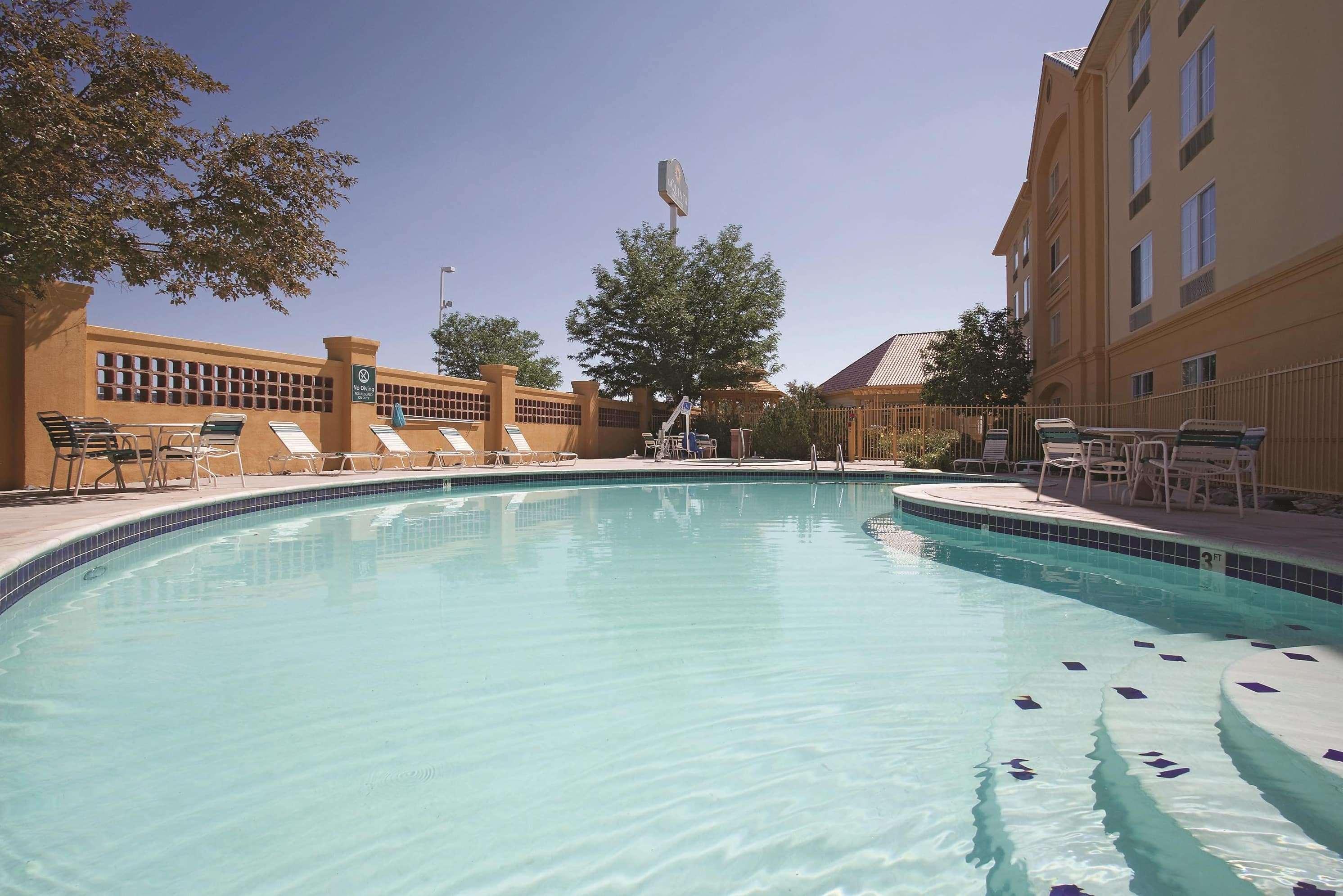 La Quinta By Wyndham Pueblo Exterior foto